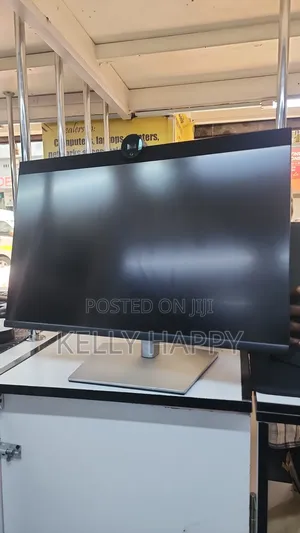 Dell Edge-to-Edge Display Monitor 27inch With Camera Resolution
