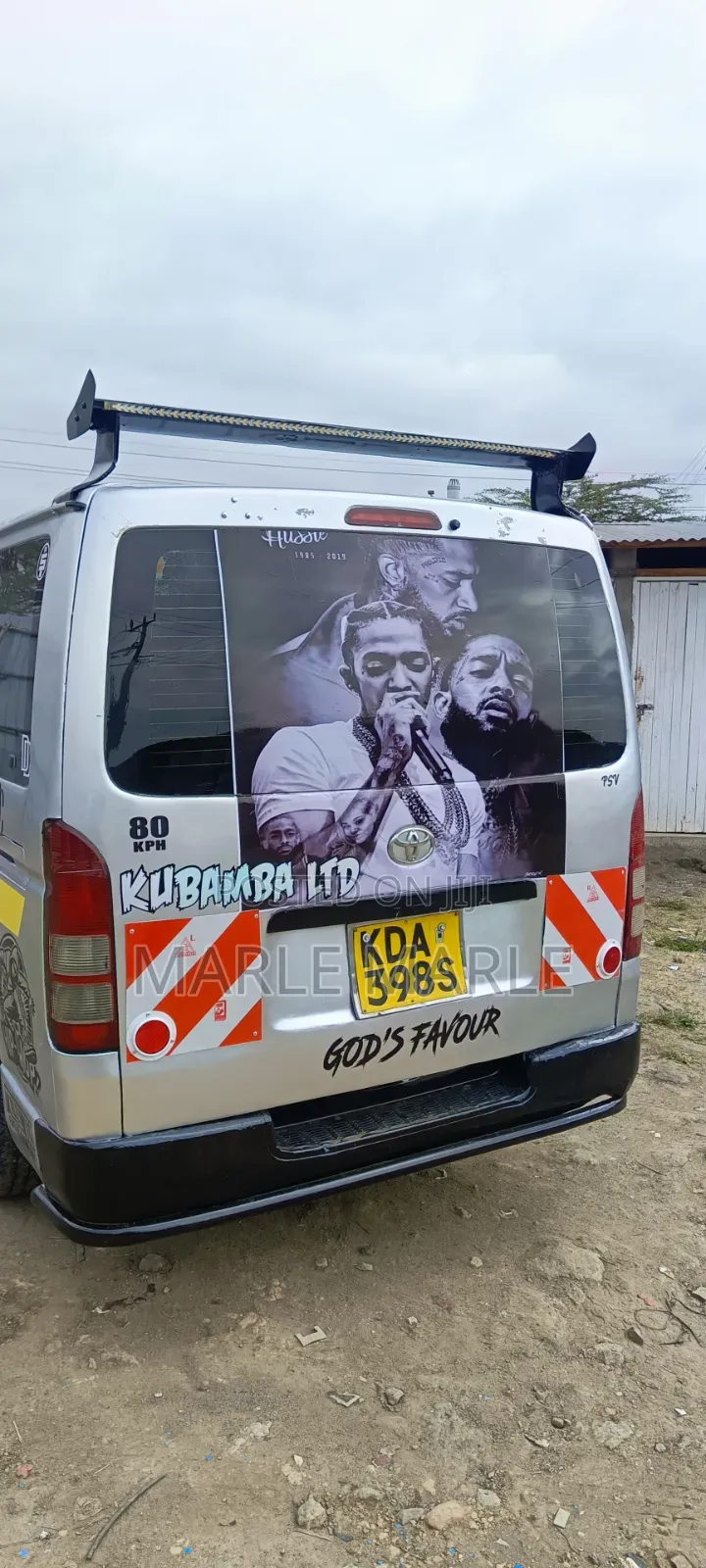 Toyota Grand HiAce 2002 Silver