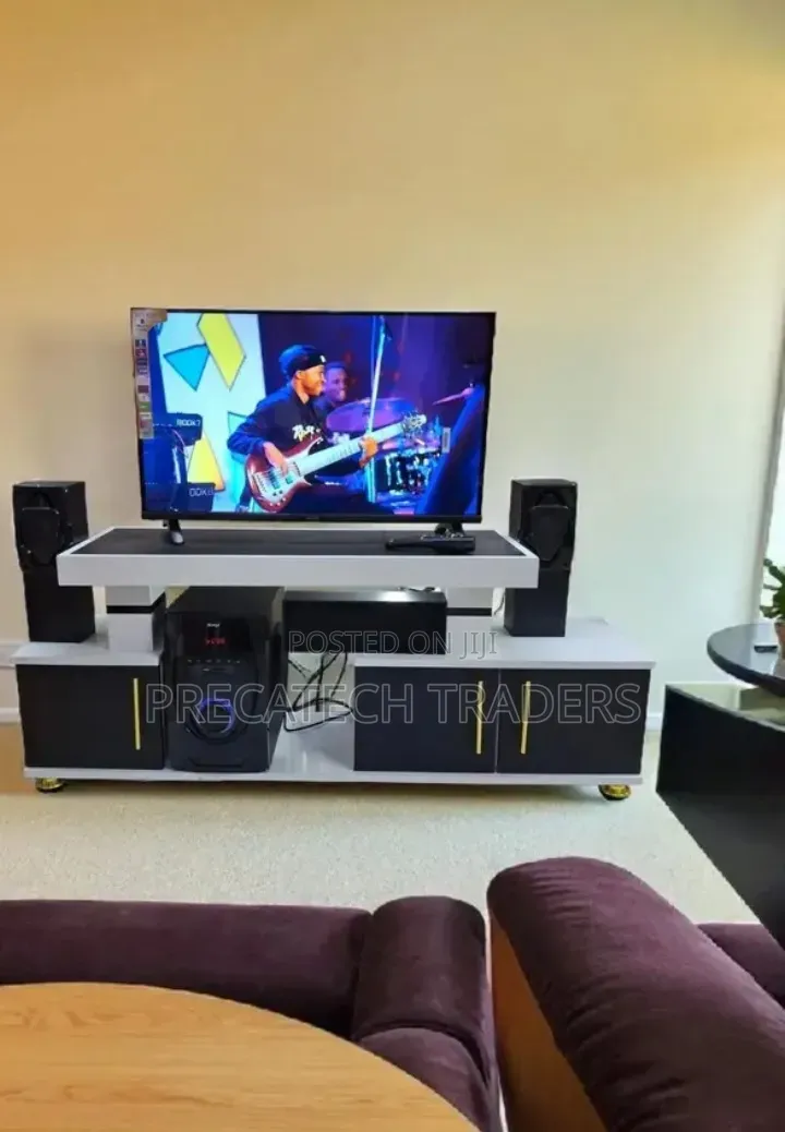 Modern Istanbul TV Stand – Black White Design