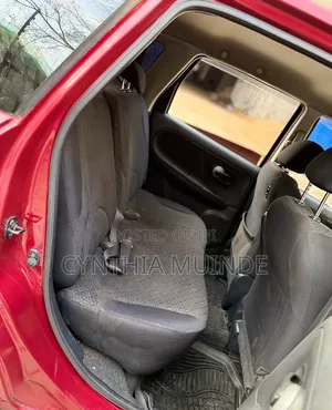 Nissan Note 2011 Red
