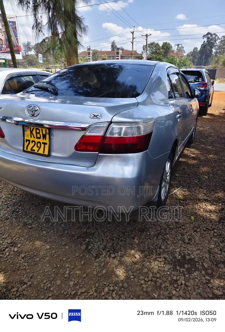 Toyota Premio 2007 Silver