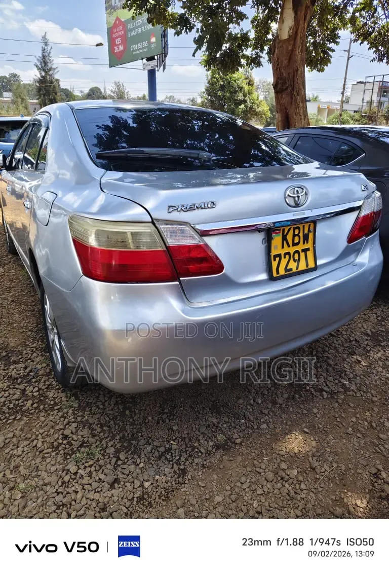 Toyota Premio 2007 Silver