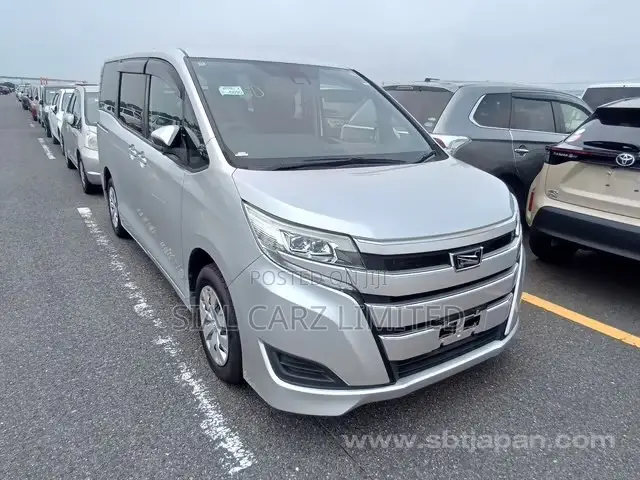 Toyota Noah 2.0 FWD (8 Seater) 2020 Silver
