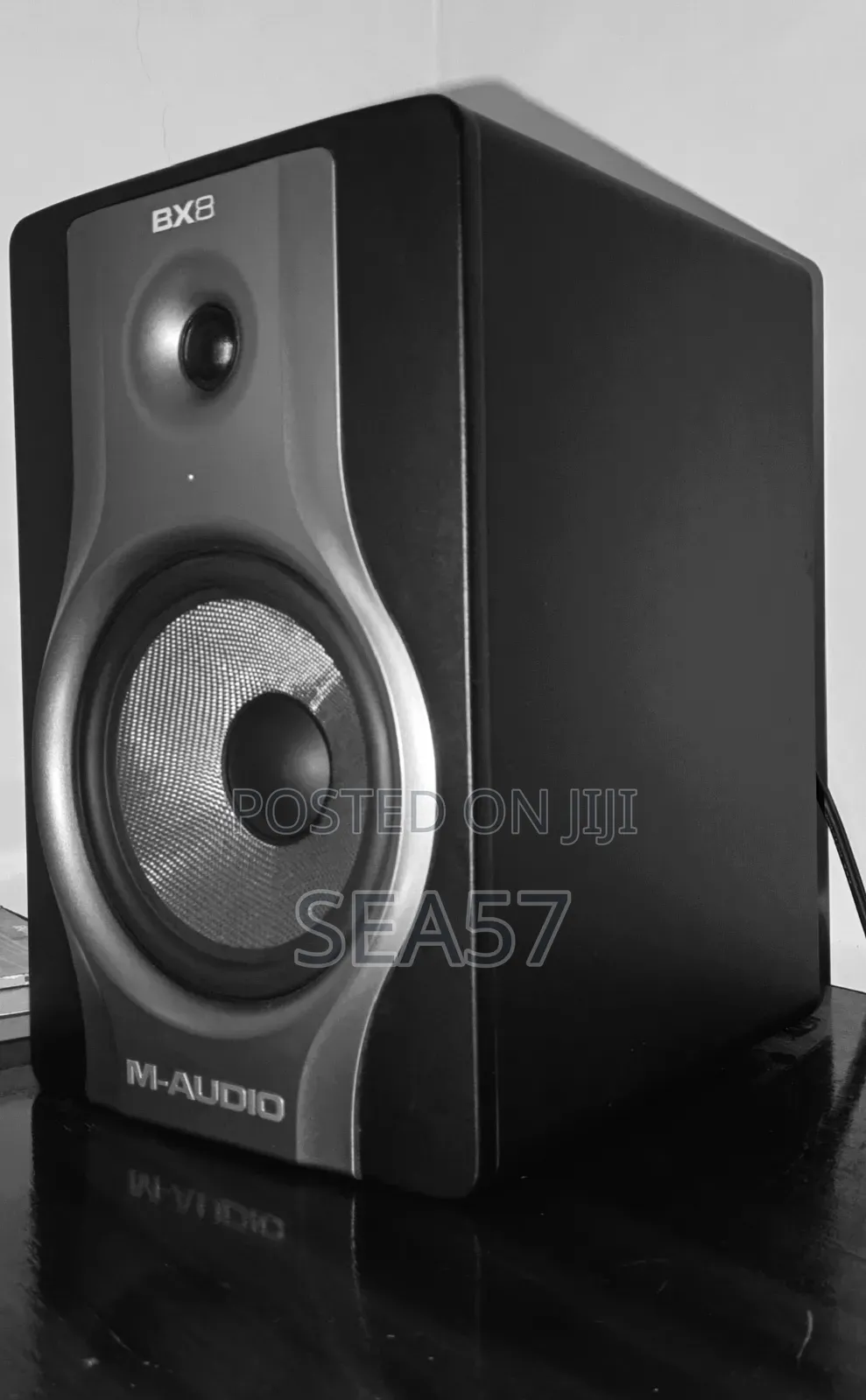 M-Audio BX8 Carbon — Professional Studio Monitors
