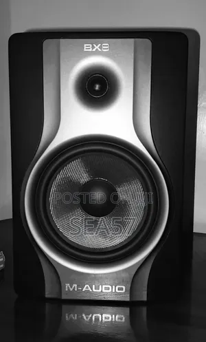 M-Audio BX8 Carbon — Professional Studio Monitors