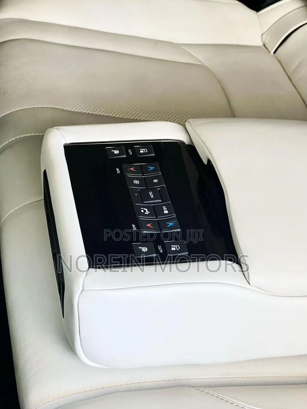 Lexus LX 2019 Off white