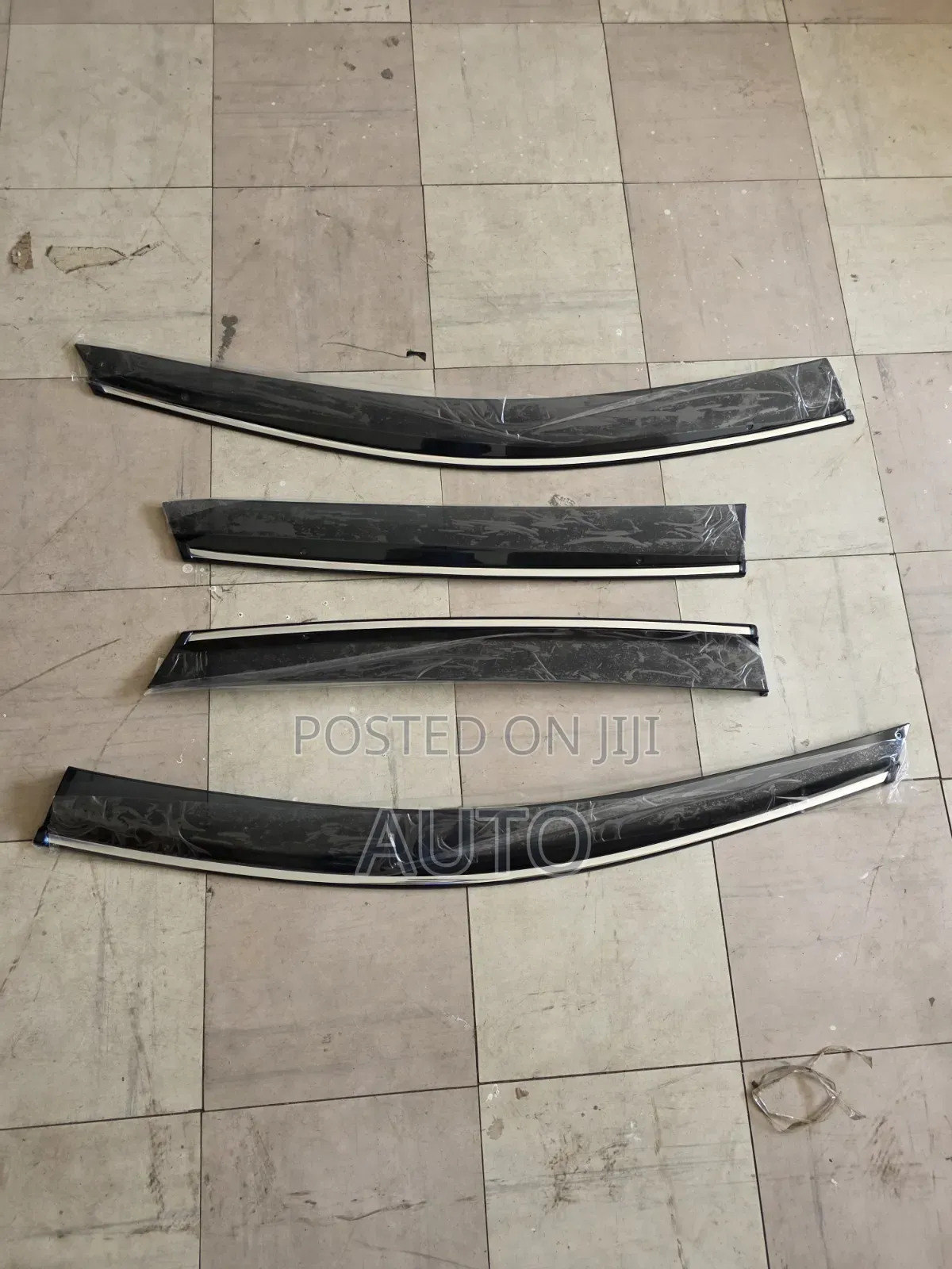 Honda CR-V 2007-2012 Windbreakers | Window Visors | Rain Guards