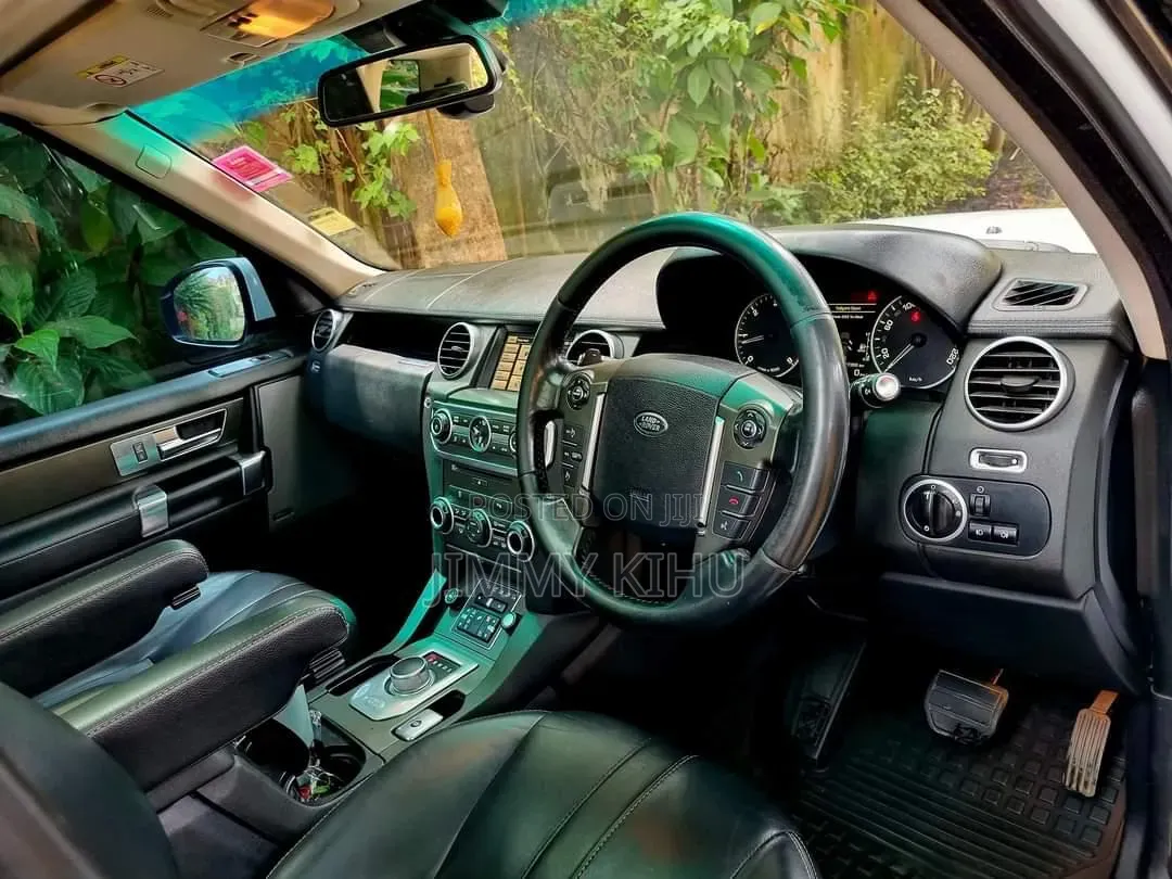 Land Rover Discovery 2016 Pearl