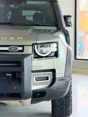 Land Rover Defender 2021