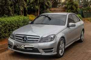 Mercedes-Benz C200 2014 Silver