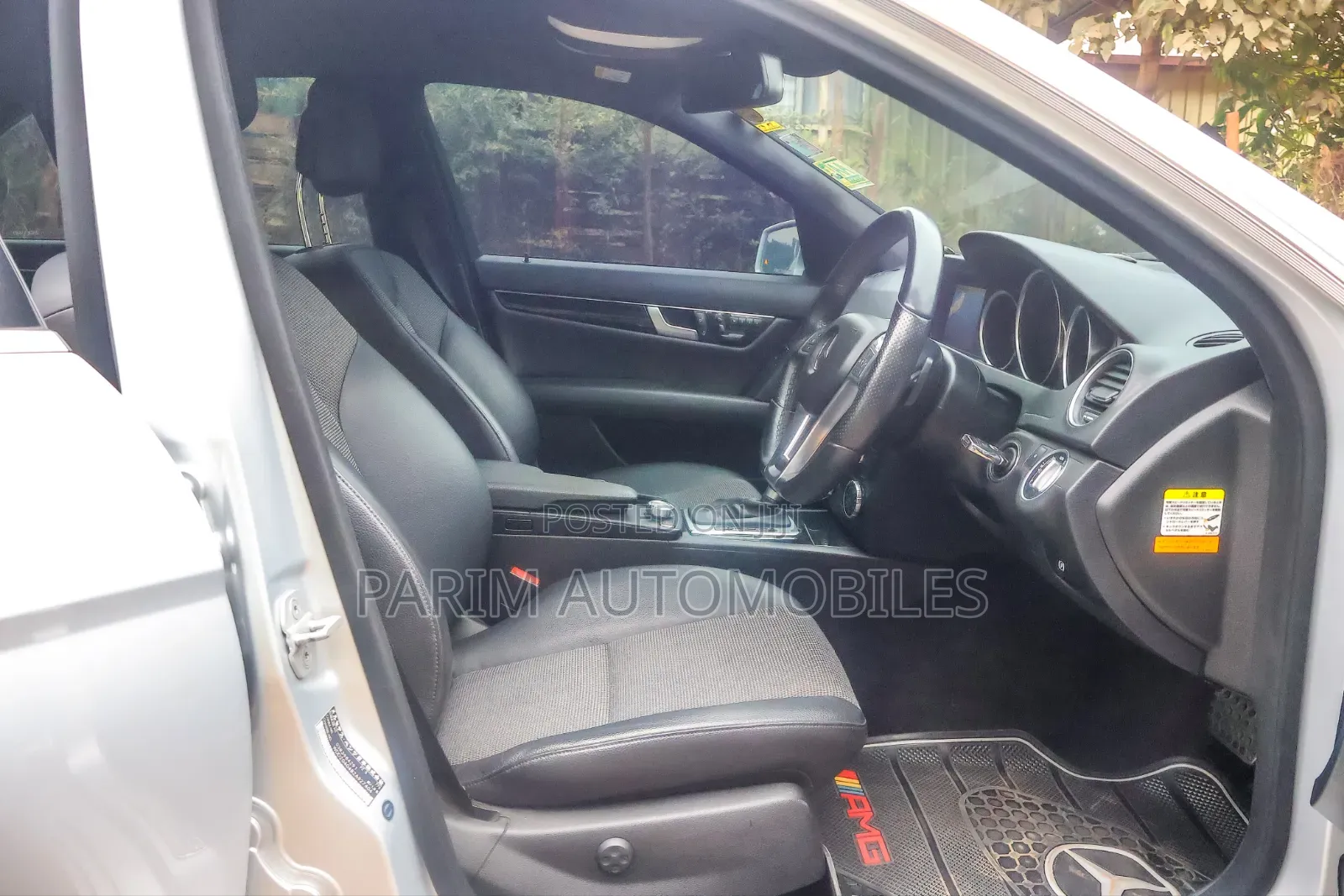 Mercedes-Benz C200 2014 Silver