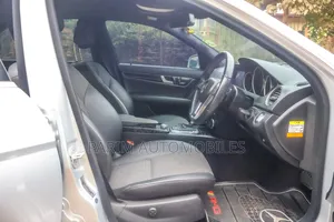 Mercedes-Benz C200 2014 Silver