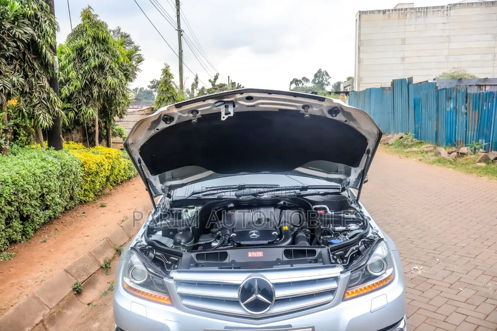 Mercedes-Benz C200 2014 Silver