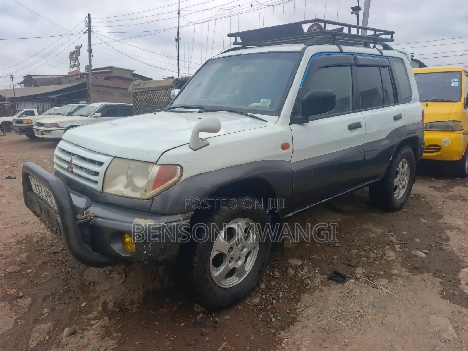 Mitsubishi Pajero IO 2003 White
