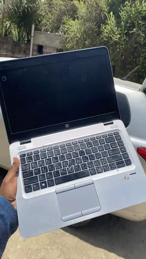 Desktop Computer HP EliteOne 800 G3 8GB Intel Core i7 SSD 256GB