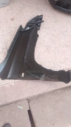 Toyota Prado 120 Fender