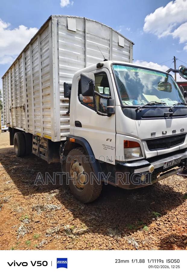 2012 Mitsubishi Fuso FI1217R 2012 White