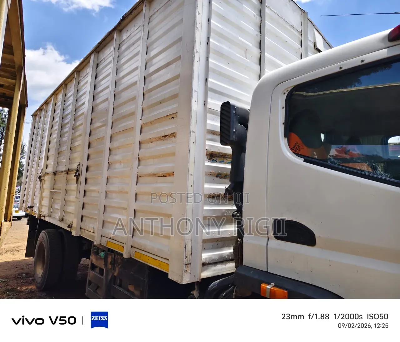 2012 Mitsubishi Fuso FI1217R 2012 White