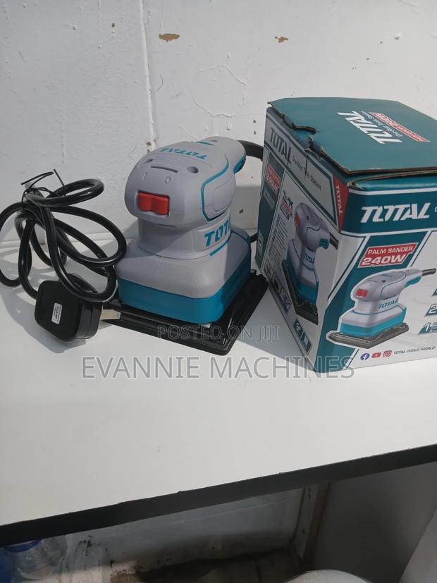Total 240W Palm Sander - main view