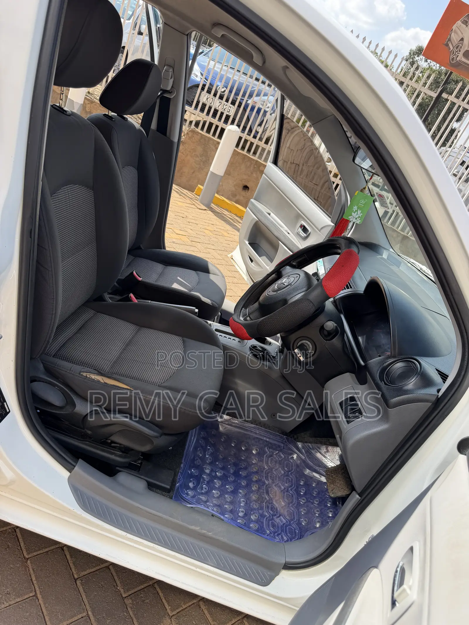 Mazda Demio 2006 White