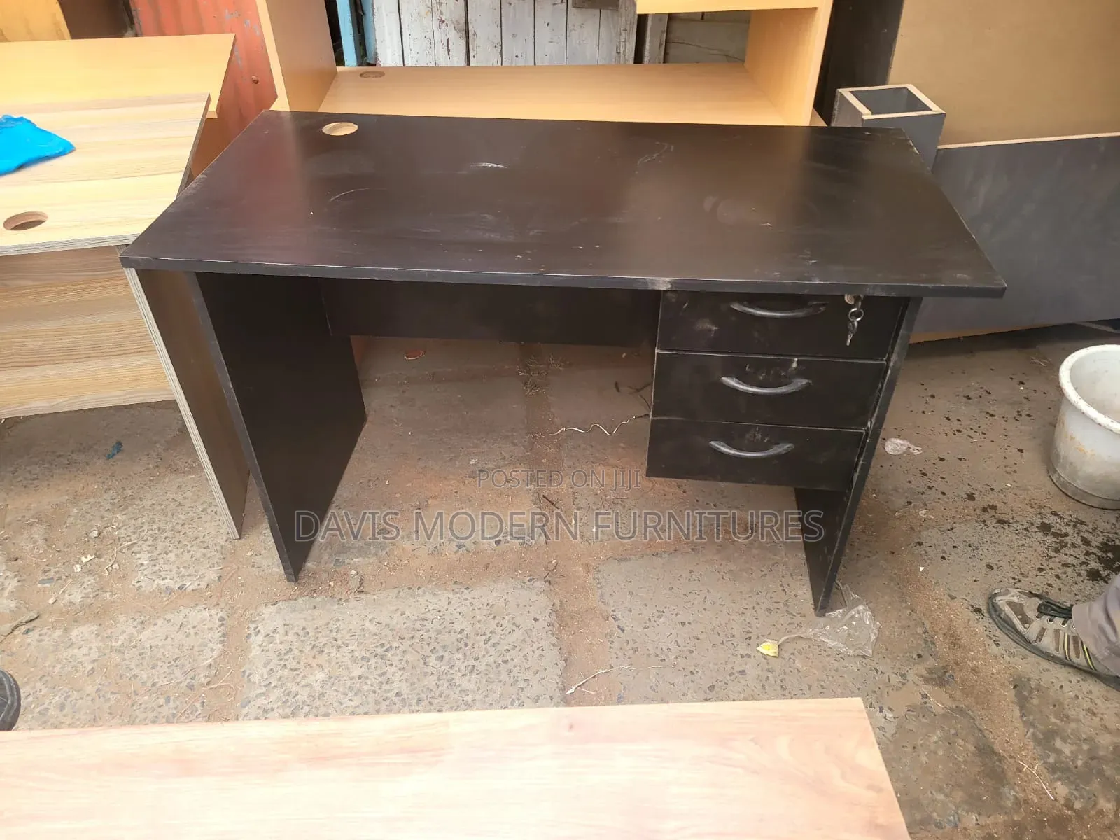 Black Office Desk With Lockable Drawers