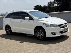 Honda Stream 2010 White