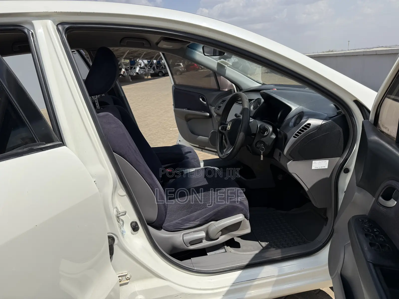 Honda Stream 2010 White