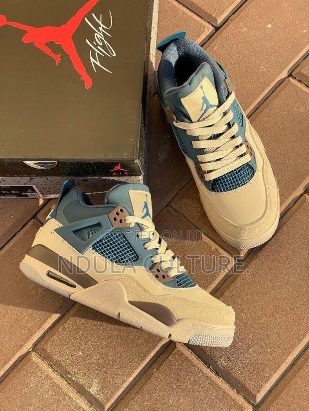 Air Jordan 4 Snorlax - main view