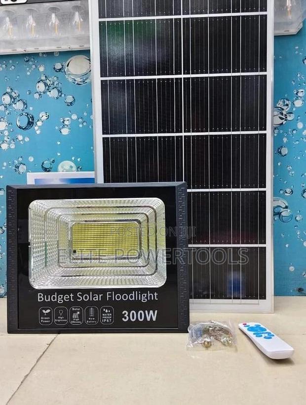 300W Solar Floodlight - main view