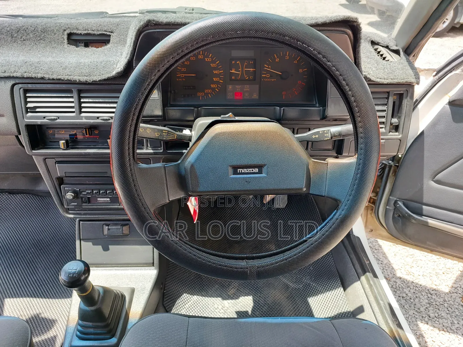 Mazda B-series 1990 White