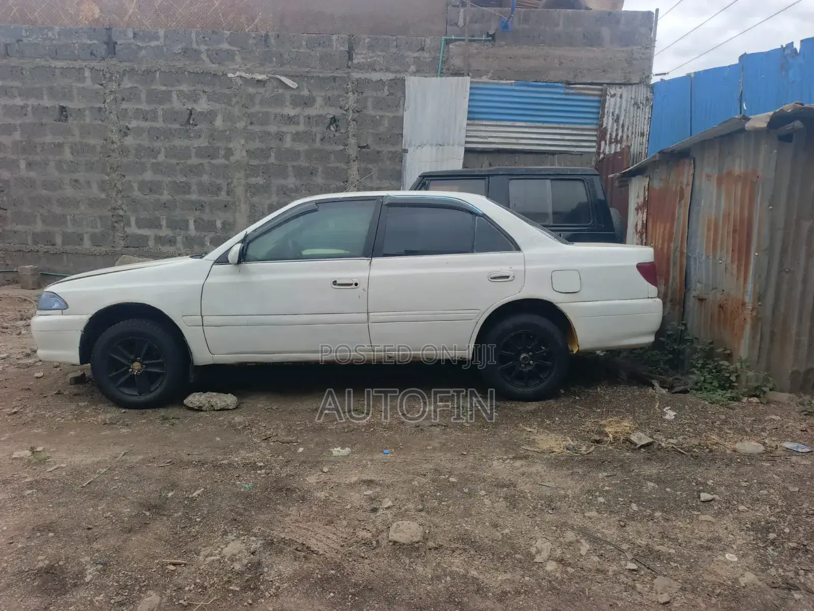 Toyota Carina 1.5 FWD Sedan 2001 White