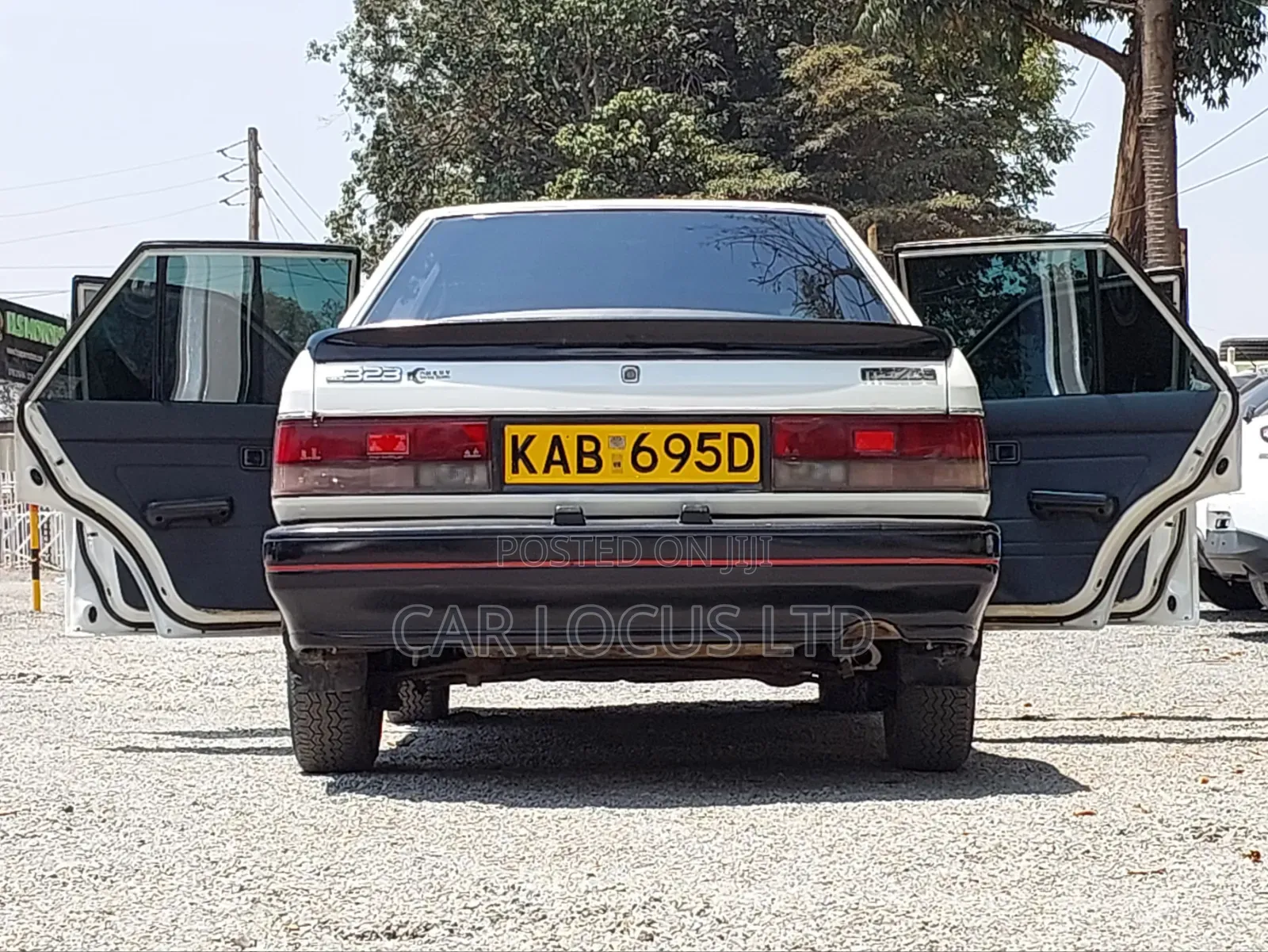 Mazda B-series 1990 White