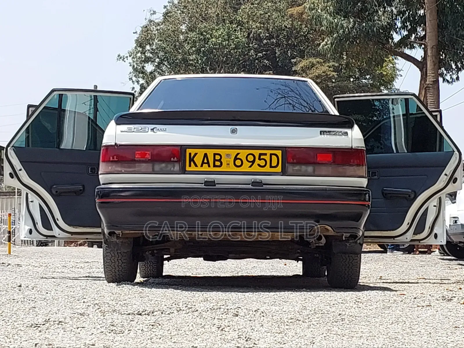 Mazda B-series 1990 White