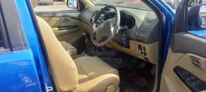 Toyota Fortuner 3.0 D AWD 2012 Blue