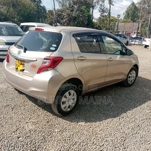 Toyota Vitz 1.0 FWD 5dr 2016 Gold