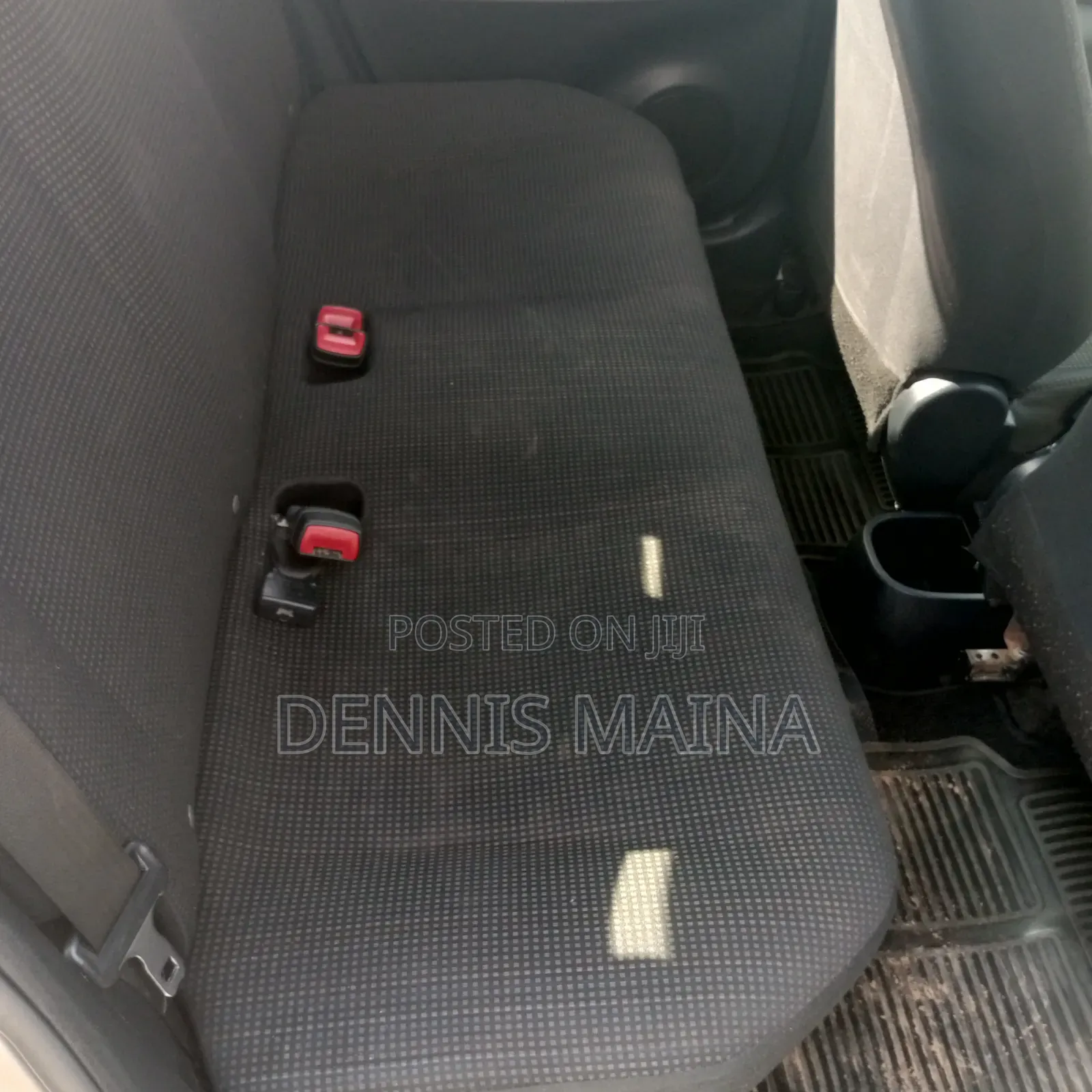 Toyota Vitz 1.0 FWD 5dr 2016 Gold