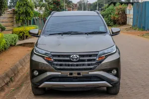 Toyota Rush 2019 Gold