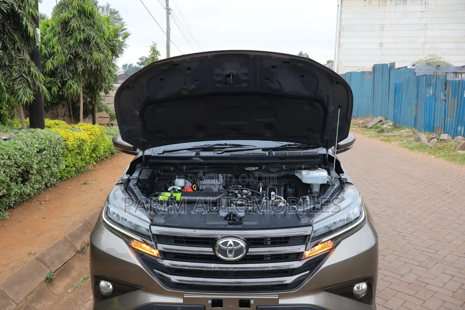 Toyota Rush 2019 Gold