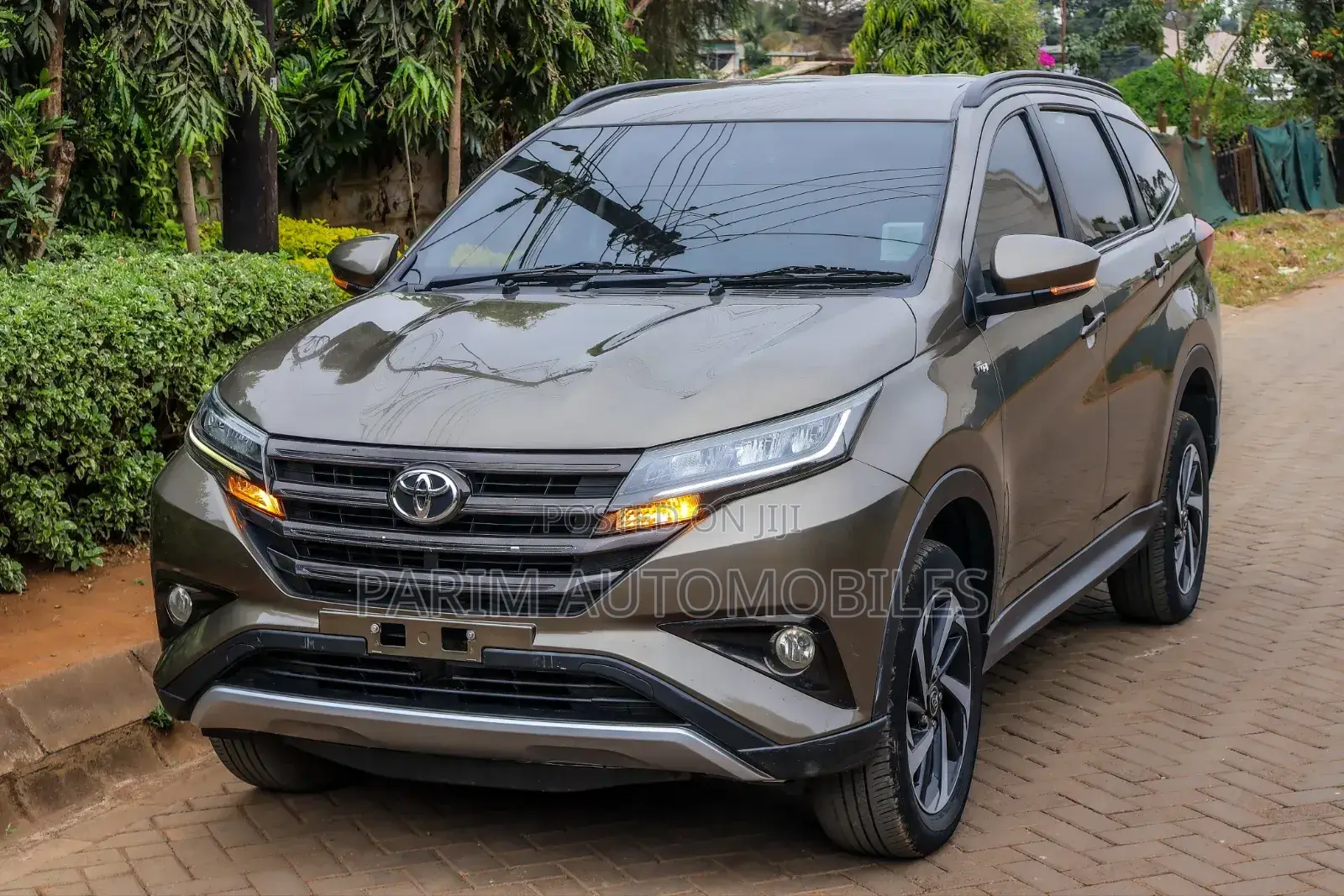 Toyota Rush 2019 Gold