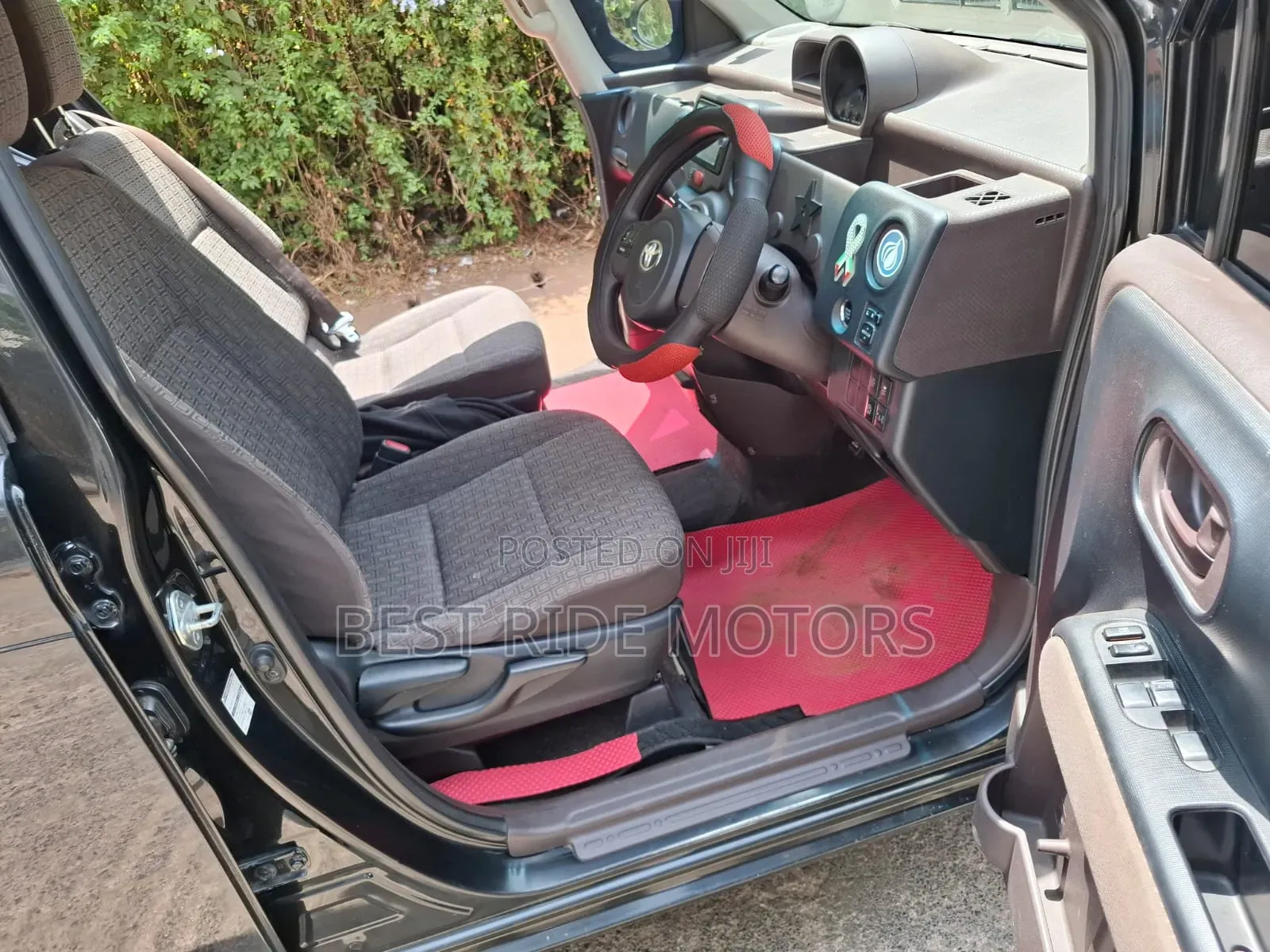 Toyota Porte 1.3 FWD 2014 Black
