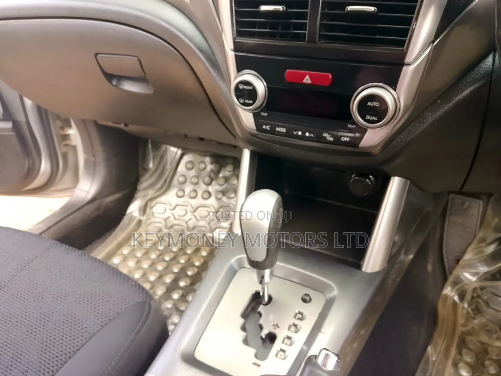 Subaru Forester 2012 Silver