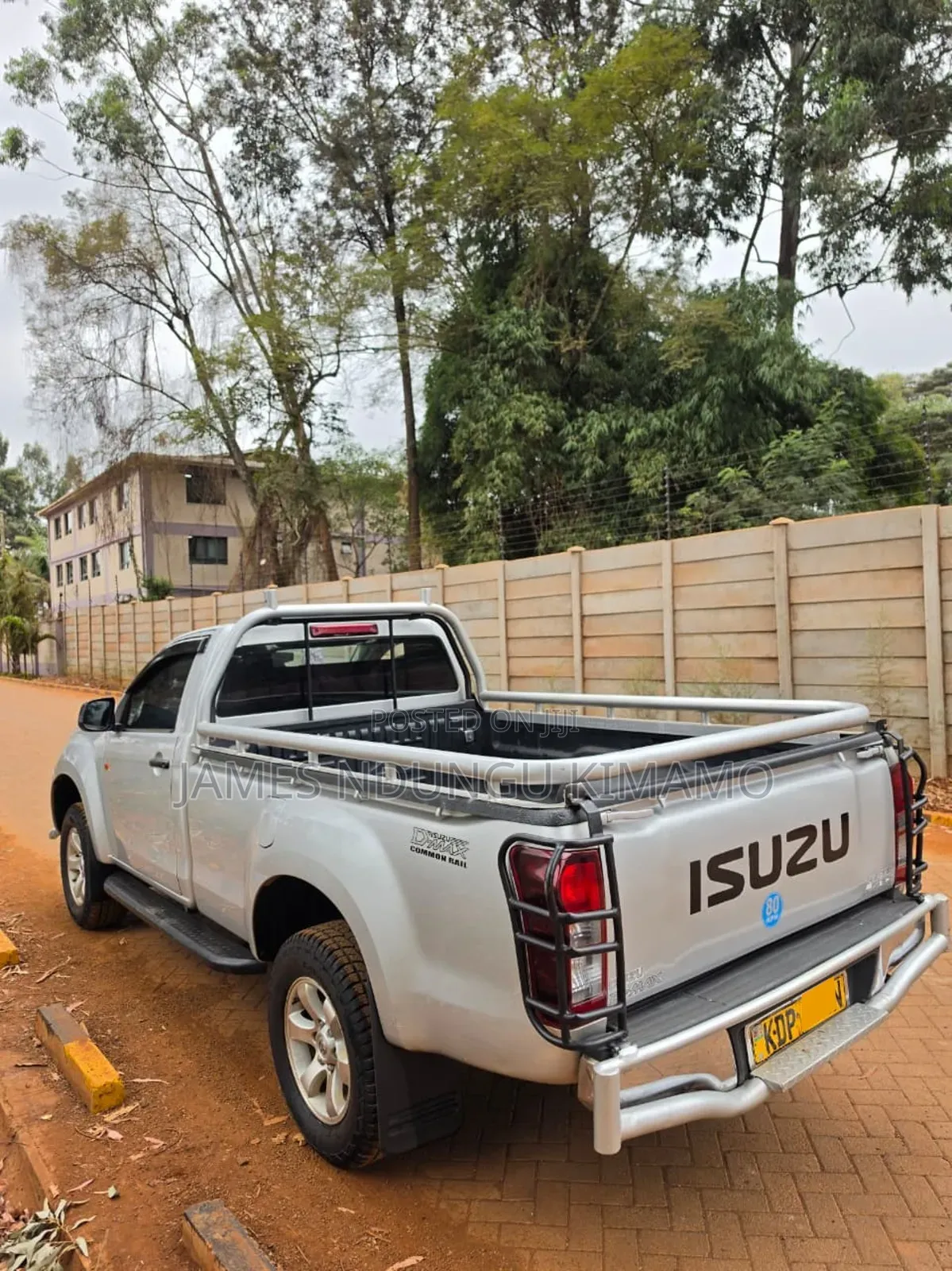 Isuzu D-MAX 2024 Silver