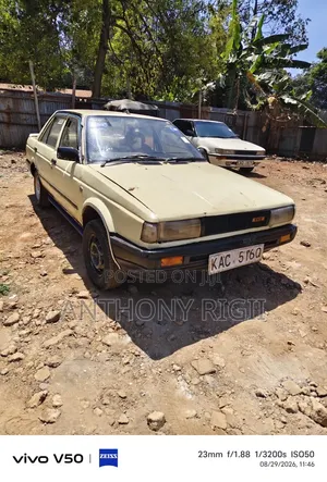 Nissan Sunny 1987 Yellow