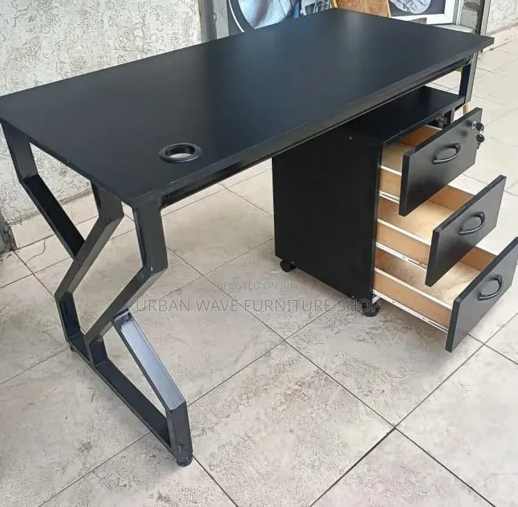 Credenza Official Desks