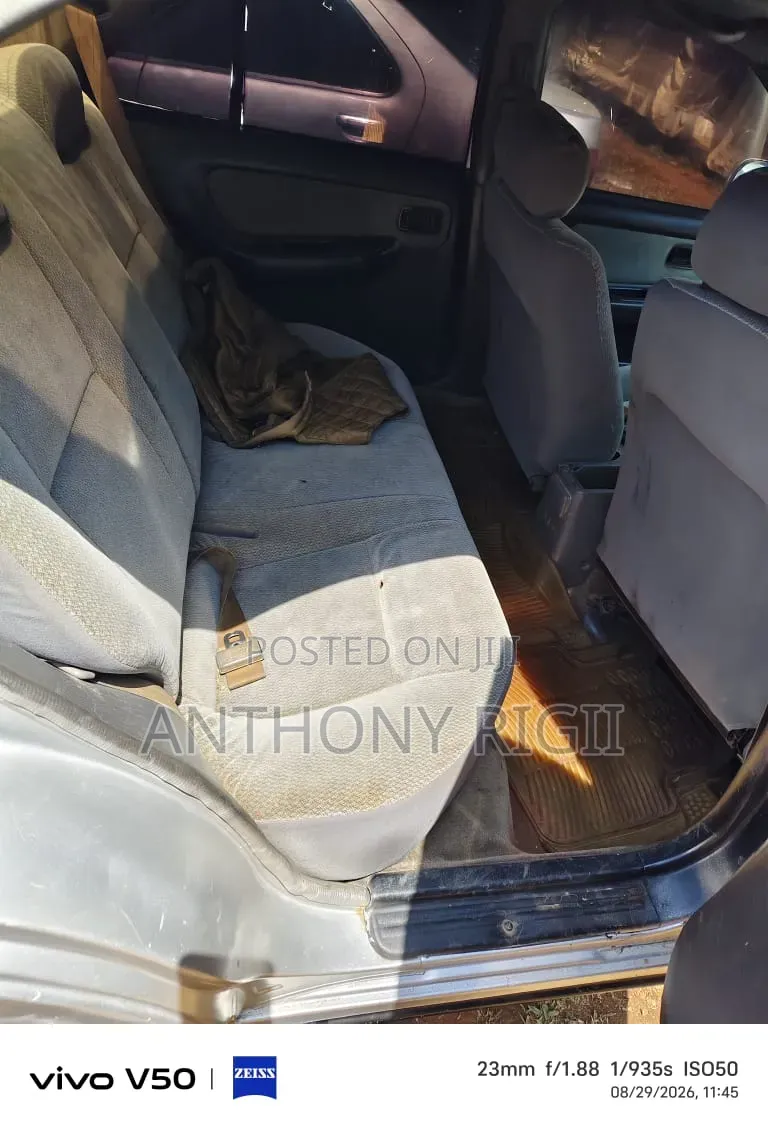 Nissan Sunny 1994 Silver