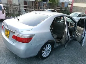 Toyota Premio 2010 Silver