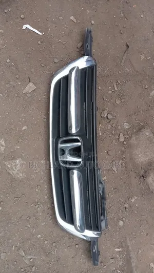 Front Grille Honda CR-V 2005