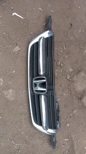 Front Grille Honda CR-V 2005