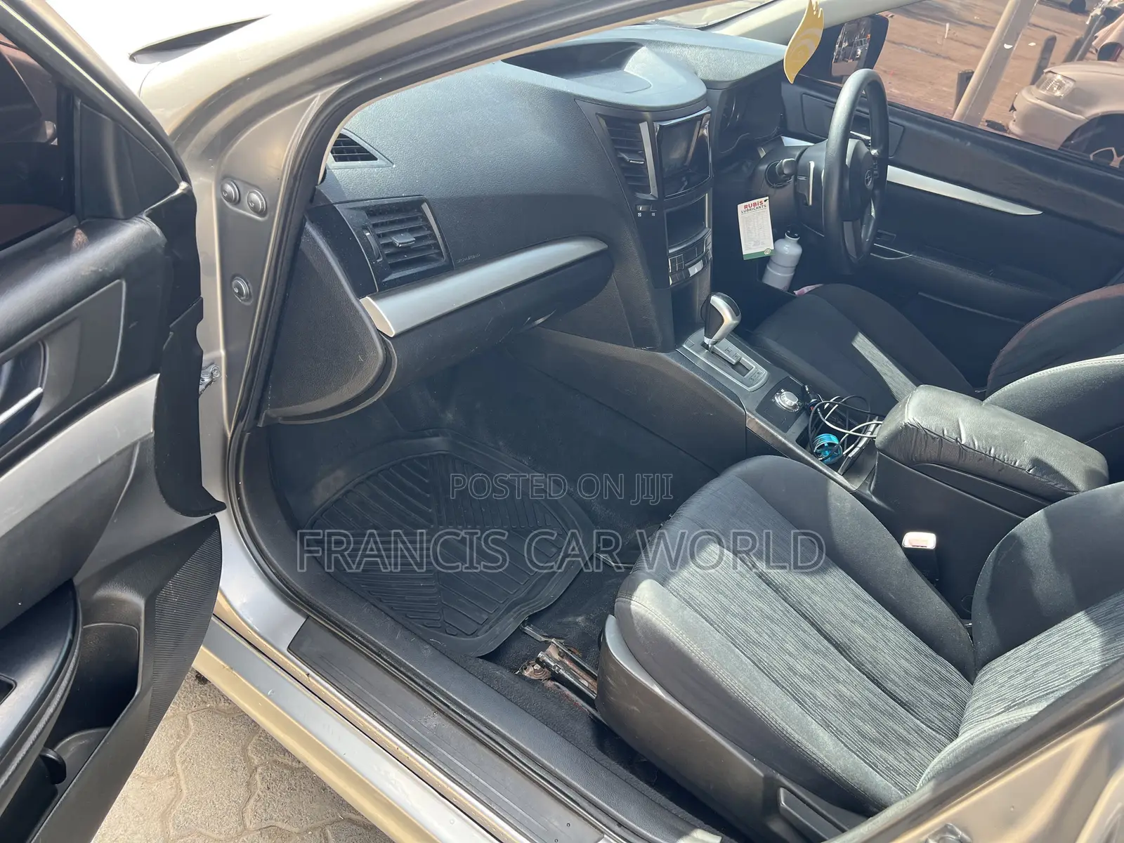Subaru Legacy 2010 Gray