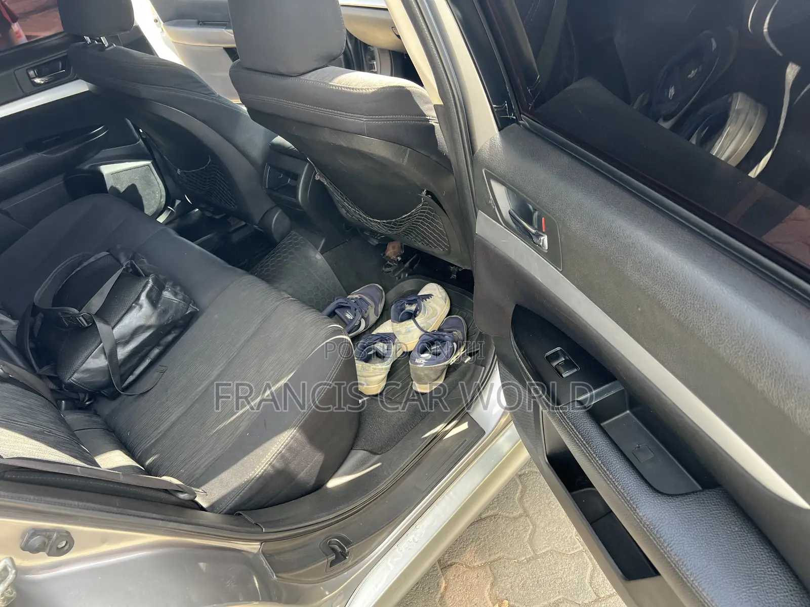 Subaru Legacy 2010 Gray